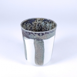 Tazza di porcellana bianca e sfumature di grigio verde dimensione piccola